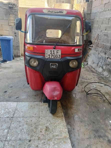 سلام عليكم تكتك 18 شهر5 رقم وسنويه تكتك كفاله من ضربه ومن صبغ ومن معجون  تكتك بلاديه بس دوس كدام عينك مكينه20 خير من الله لا تنقيص ولا التبخير تكتك نضيفه السعر 5200 خمسه وميتين وبي مجال بسيط رقمي *********** مكاني بغداد حي نصر تحويل ثاني يوم
