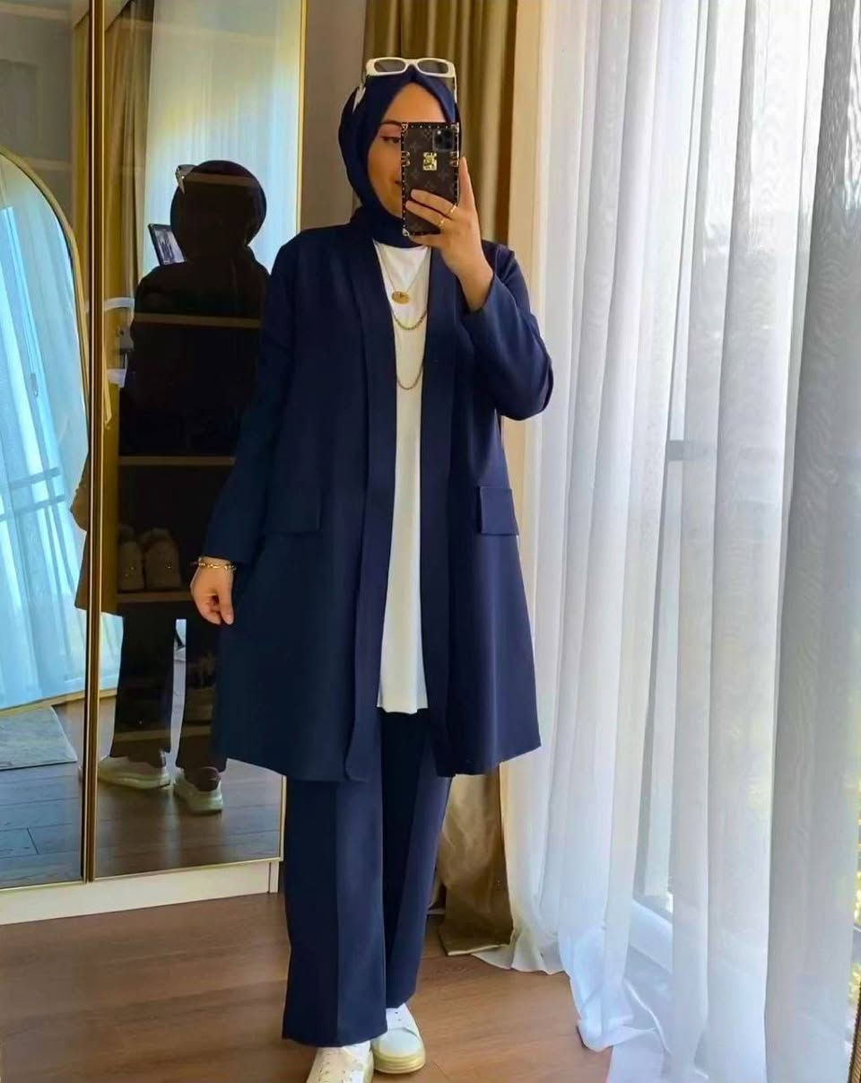 الاستفسار والحجز فقط واتساب+9647775744834
الازرق 42 الى52
النيلي 42 44
بنفسجي 46 50 52

السعر45 توصيل مجاني....3 قطع
