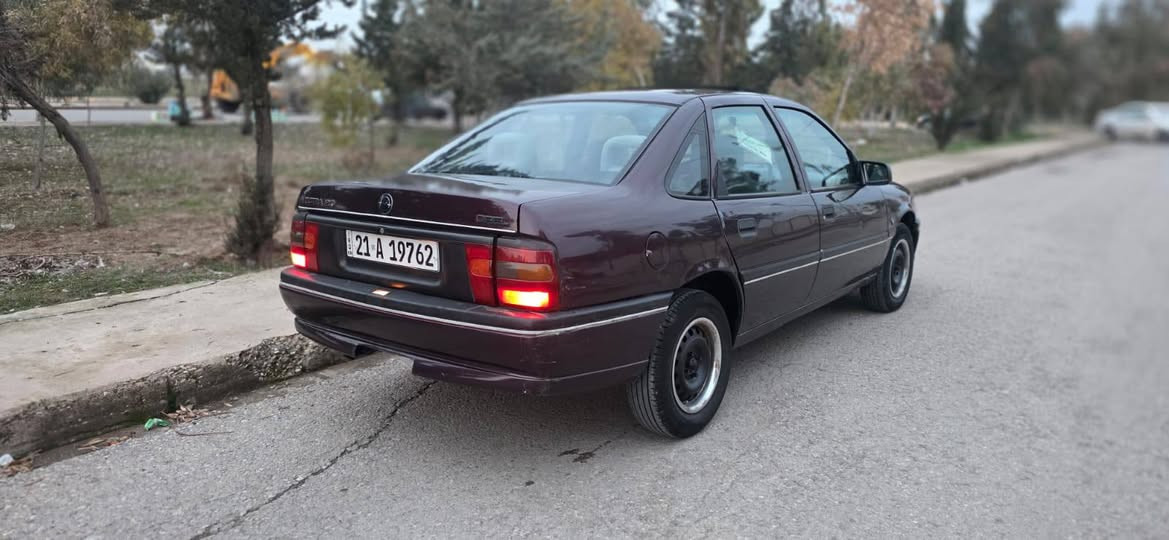 پێشەکی بەناوی خوای گەورە
سعر 41مەجالیکی کەم
ئۆپڵ ڤیکترا بۆ فرۆشتن مۆدێل1992مەکینە20 گێڕ عادی گێڕ و مەکینەی لۆکە  سەنەوی تا2028تازەیە چوار تایەی لۆکی بۆ بەستراوە  *********** ***********
نموونە لە جوانی هیجی بیوە نیە
