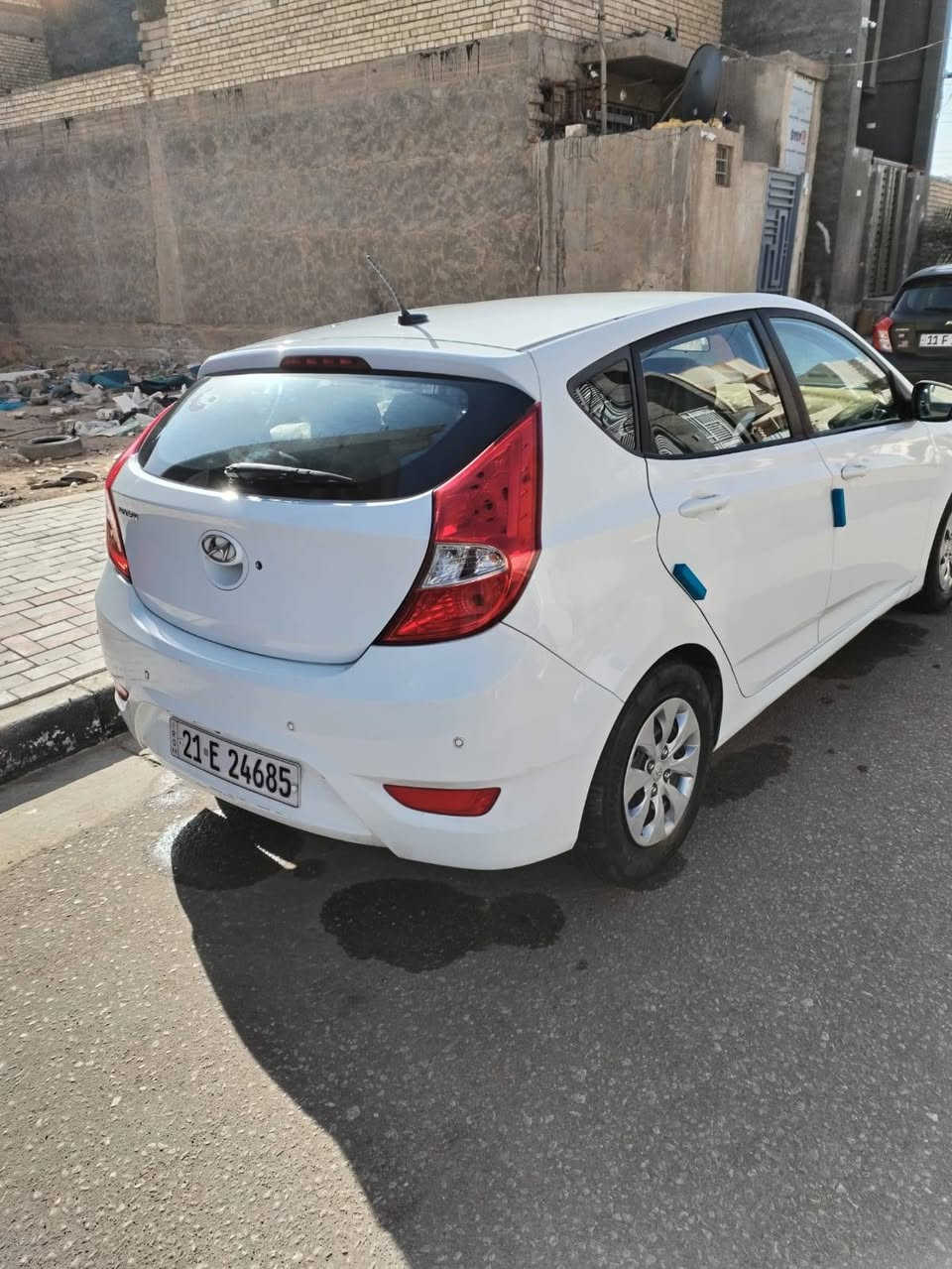 هونداي اكسنت هاتشباك نظيفه ١٦٠٠بيها بارد بسيط بالبنيد والجاملغ مواصفات الاكسنت معروفه رقم اربيل بأسمنه ارباكات كلها سليمه تراي كلش حلو موجوده في كربلاء 
تريد تحويل تريد وكاله بالخدمه كير مكينه حداديه تبريد كهربائيات كلها سليمه ومابيها اي نقص اي استفسار الاتصال على الرقم ***********
