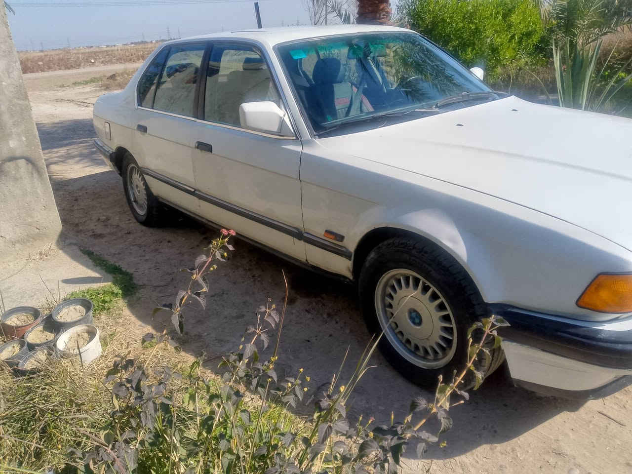 بي ام 735  رقم ديالئ دولي جديد مديل 91
صدر جديد تبريد شغال تخم تاير جديد كير محرك حالة جيدة كهربائيات  كاملة بيع او مروس مكان بغداد تاجي


**إذا كنت صاحب هذا الإعلان وتريد حذفه لأي سبب، رجاءا أرسل رسالة إلى الدعم الفني**