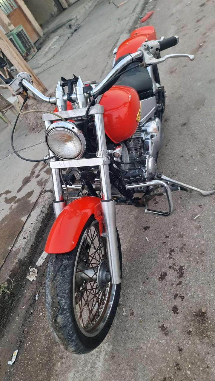 للبيع
ياماها دراك ستار 

محرك ٤٠٠

رقم واسط دولي 

دراجه نقصها فقط عداد سرعه 

دسكات جدد 

فلنجه جديده 

بنزات جدد 

بك لايت جديد 

تخم اشاير جديد 

فلتر شوته جديد 

لقم ستيرن جدد

يدات جدد

دروعه جدد

تخم تايرات جدد بالنايلون 

قمجي بانزين جديد 

تجفيته كابريتر جديد 

تجفيت دبلات جديد

كلجات جدد

بلاجكتورات اصلي 

هورنات سيدان 

دوشمه كشن جديد

صبغ عام جديد 

دهن ستوني امبدله 

الدراجه احلى من الصور 

وبيها ملاحظات بسيطه 

وسعرها ١٧ ورقه وبيها مجال للشراي 

مكانها واسط صويرة 

وتوصيل لبغداد موجود 

***********
