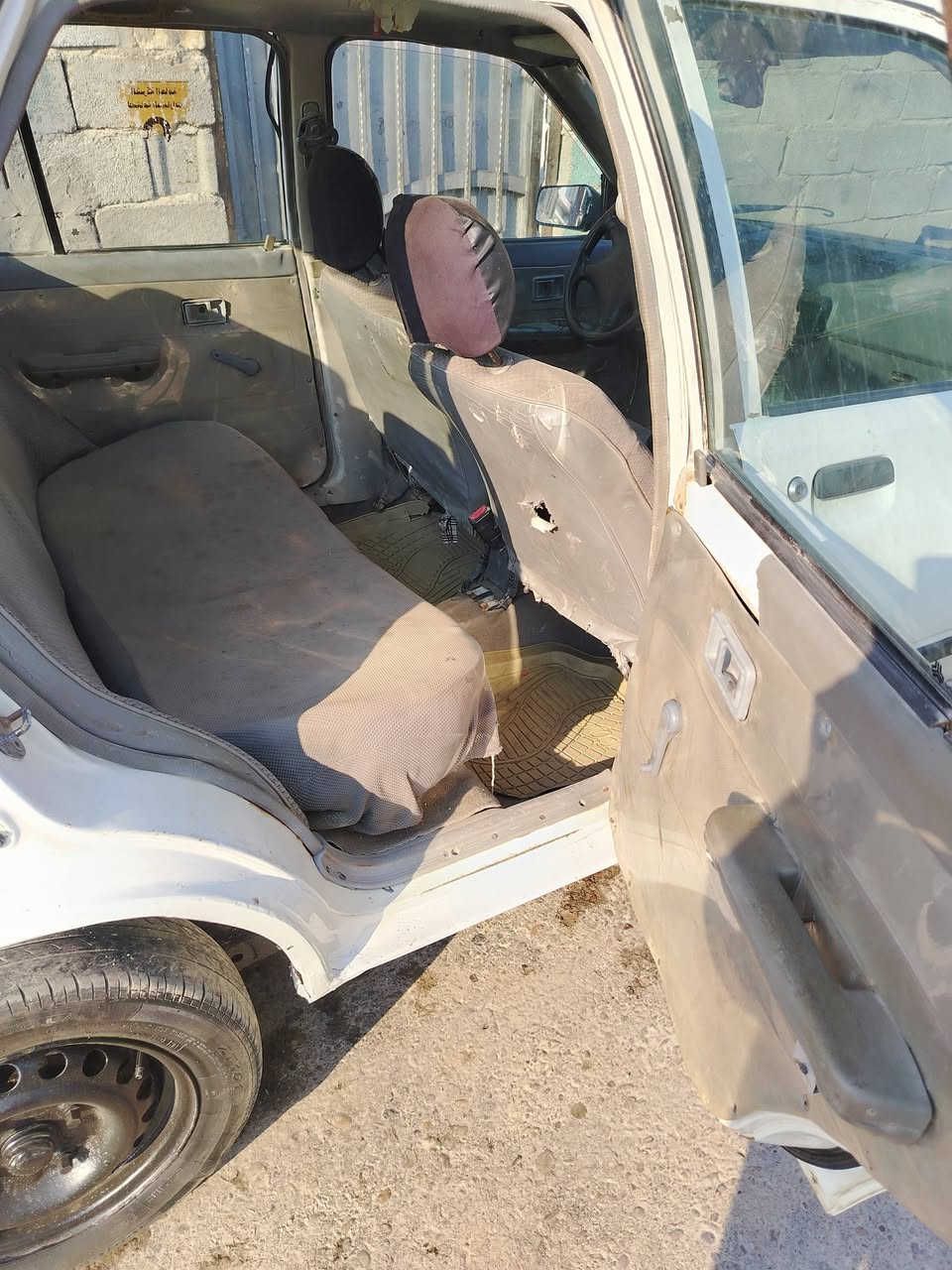 سلام عليكم سايبه للبيع موديل 10 رقم بغداد نكليزي باقي عله الستلام شواصي بلاديه مصفره غرامات شرط تحويل السعر 28 وبيه مجال بصيط مكان بغداد حي النصر رقم الهاتف (***********
