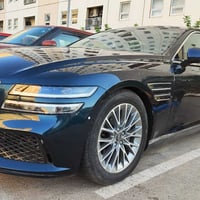 جنسز 24 بغداد البيع تصال 07711540190