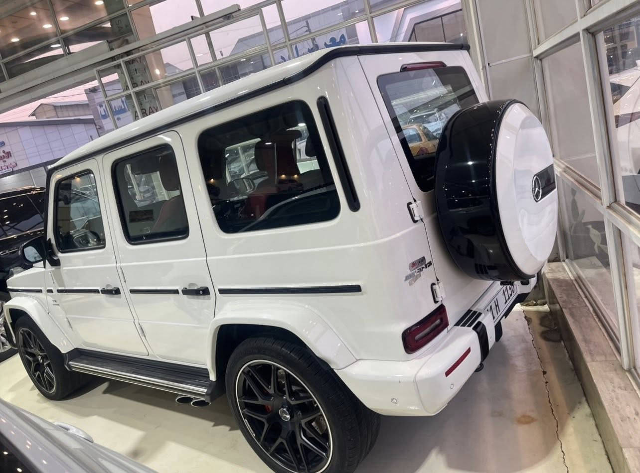 جي 63 بلاك اديشن 

مكفولة كفالة عامة من كلشي مغلفة بالكامل
ماشية 46 الف حقيقي كليو متر 

داخل احمر دزاينو دشبول شاشة متصلة درع امامي تنتة شاموا دبل ماوس سلايد روف 

سيارة جديدة جدا مابيها اي ملاحظة 
رقمها بغداد تحويل مباشر 
و ضمان دولي 

كير و محرك مكفولات من فتح و شد 
و مكفولة من الإنتربول 

مكاني بغداد 

***********
