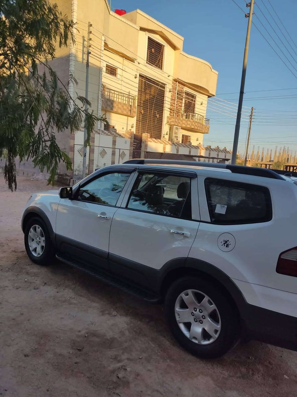 موهافي ٢٠١٣ خليجي فول مواصفات بدون ظربة بيهة تكحيل بالجاملغ الخلفي الأيمن مقدار خمسة أصابع المواصفات فور ويل كشنات الأمامية كهرباء كشن السايق خزن وظعيات السايق الستيرن كهرباء ٧راكب المرايات شفط مع قلاب على البك كامرة مع حساس خلفي السيارة ادامة كاملة محرك وكير ممفتوحات بيهة منظومة غاز السيارة نظيفة ماشية ١٨٠ الف كم لايت زنون بلادي سلايد روف سته سلندر السعر ١٦٠ يعني دفتر وستين ورقة وبيهة مجال رقم ***********
