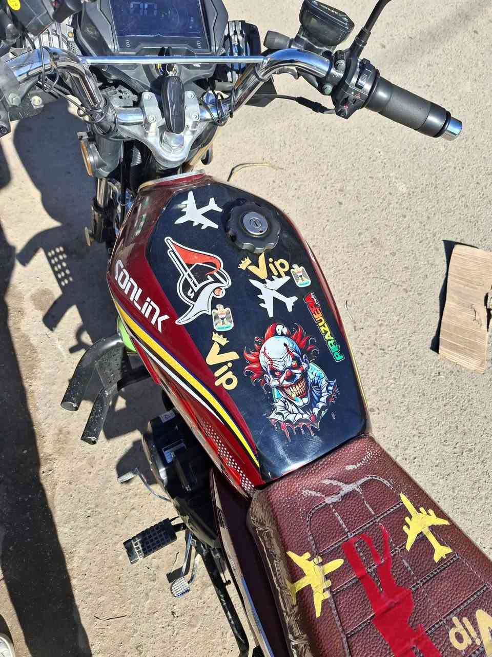 للبيع فقط
سولنك 24 شكل ل 25 موطور الف متحط علي نضافته شوفت عينكم سعره 875 وبي مجال بسيط ***********-***********
