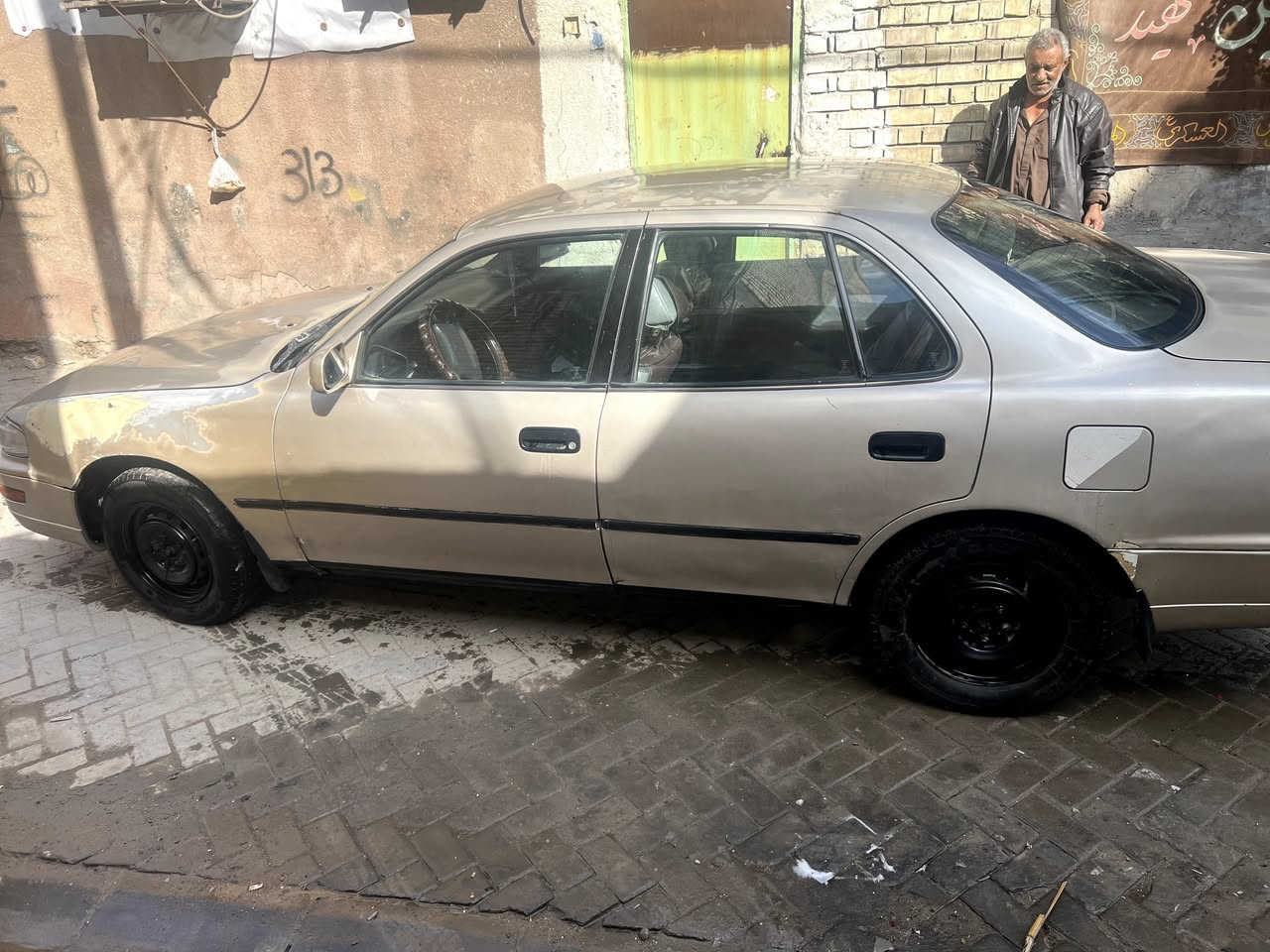 السلام عليكم  مكلف بالنشر للبيع كامري  1992 مكينة 2200ام الجف 4سلندر سيارة ليبل واحد بدون اي تبديل او صبغ مع وجود معجون قليل في الجاملغ  الأيسر +جراد  قليل تبريد تدفئة تخم تأير صدر جديد مكينة وكير مبدلهن جدد قبل فترة مكفولات الهاتف *********** السعر 52
