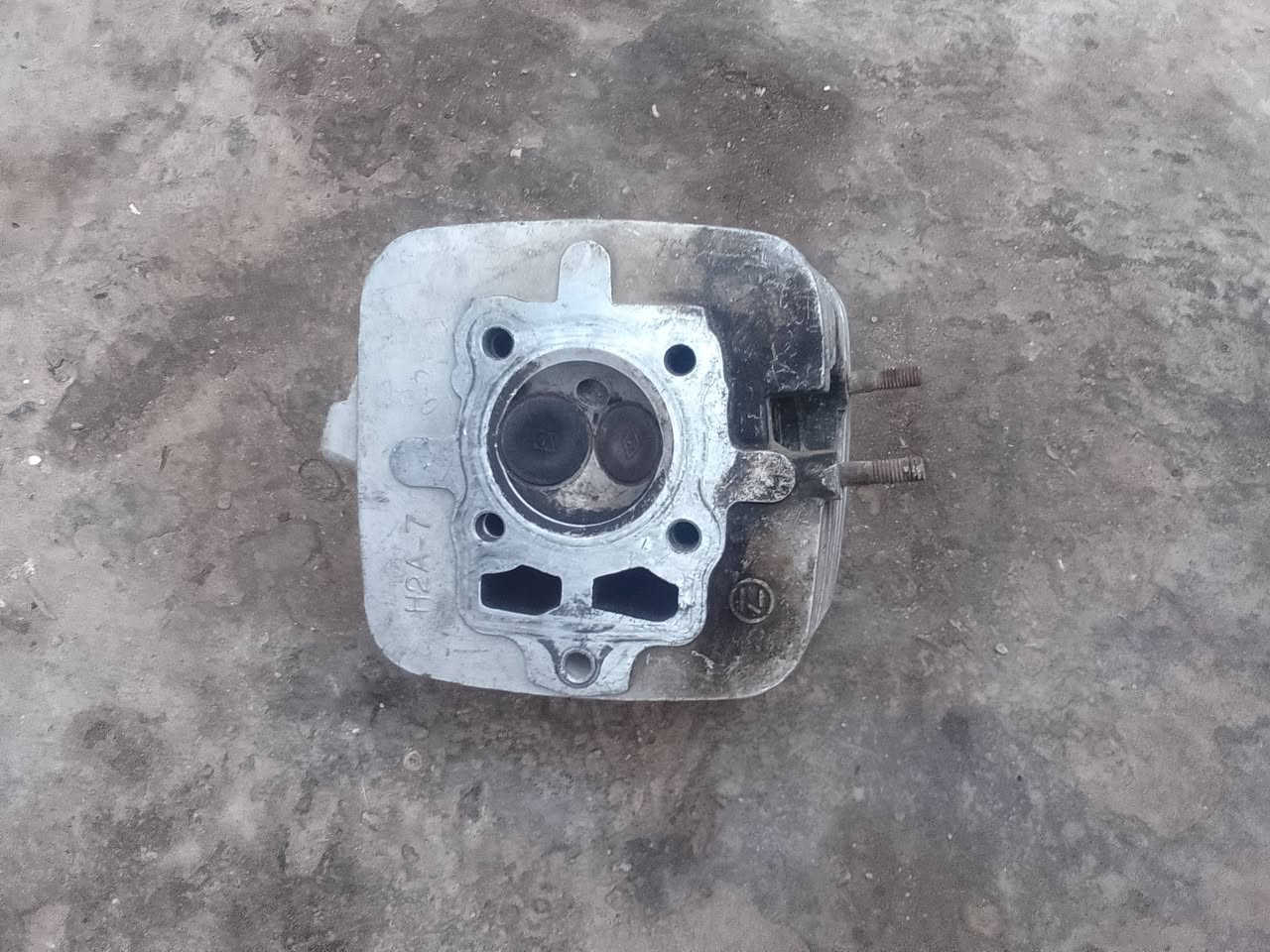 سلام عليكم للبيع كور نضيف بلادي نضافه 90/100 ولفات بلاديه مابدلات مال 5كير سعر 20 رقم***********بي واتسآب او اتصآل
