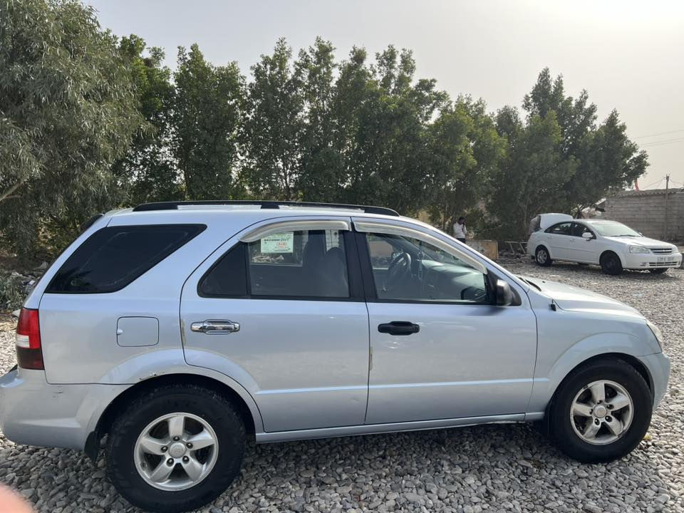 سلام عليكم للبيع
سورنتو موديل 2008 وراد امريكي 
ضرر جاملغ وبنيد ولباقي كفاله 
 مكينه وكير خير من الله 
مكينه V6 LX 
سعر 85 وبيه مجال جداً قليل 
مكان واسط مركز مدينه 
اتصل على الرقم ***********
