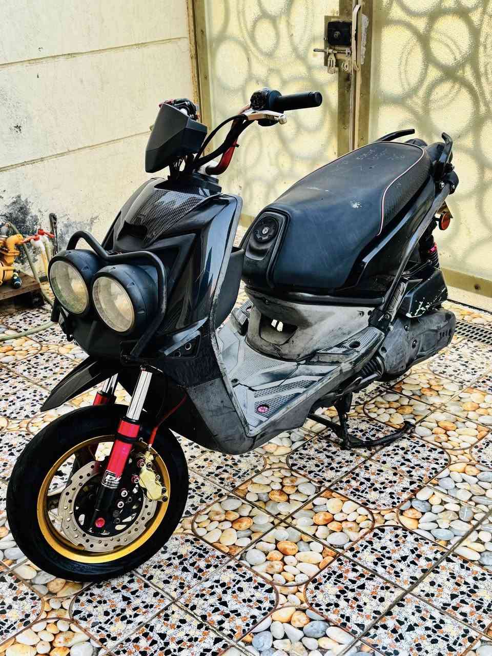 سلام عليكم
جبلي ام عيون تزويد خارجي  كله اصلي سعر خاص رقم ***********
