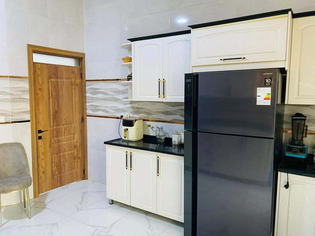 تريد بيت مرتب وبناء جديد وبموقع ممتاز؟
هاي فرصتك 👇

📍 دوانم المعمل – قرب جامع مكية
📐 مساحة 150 متر
🏠 بناء 2024 حديث ومضمون
🧱 طابقين مرتب جدا
🛏 4 غرف واسعة
🚗 شارع تبليط ومنطقة هادئة

مناسب سكن عائلة وموقعه حيوي وقريب من كل الخدمات 👌

فرصة ما تتعوض ✨
_____________
لا تدع أي شخص آخر يأخذ عقارك المفضل
تواصل معنا الآن واحصل على عقارك الخاص
_____________
 اتصل الآن : ***********
_____________
ملاحظة : لدينا عقارات كثيرة في مناطق مختلفة في سامراء 
ضع إعجاب للصفحة ليصلك كل جديد
_____________
اذا عندك عقار وتريد تبيعة .. فقط راسلني واتساب 
وخلي الباقي علينا … ( ***********☎️واتساب)
