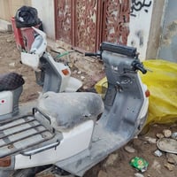 ياماها جير بيكب دراجة شلعة ونظافة ومكينة تحفر الكاع، بيها جوين دهن فقط...