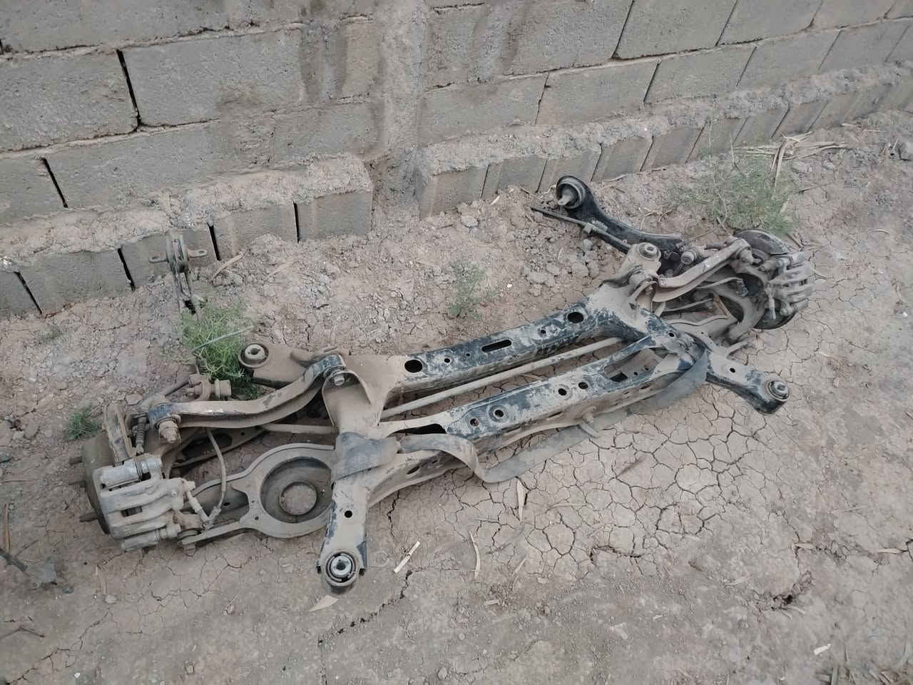 جمله فقط
جميع انواع الحداديه الأمامي والخلفي
ابواب جميع انواع السيارات الكوريه
مشط استيرن 
من موديل ٢٠٠٦ الئ ٢٠١٩
عنونه بابل الاسكندرية
ھ ***********

