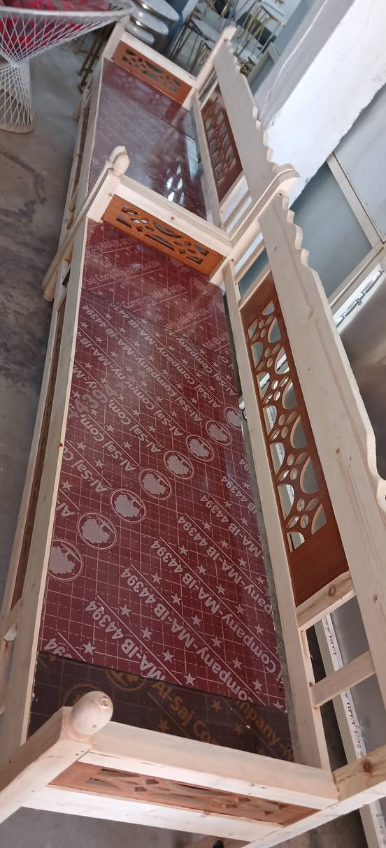 وصول كرويته خشب بلوك اسود / العنوان بيجي شارع المصرف مقابل مدرسة الفضيله للبنات / للاستفسار /*********** /***********
