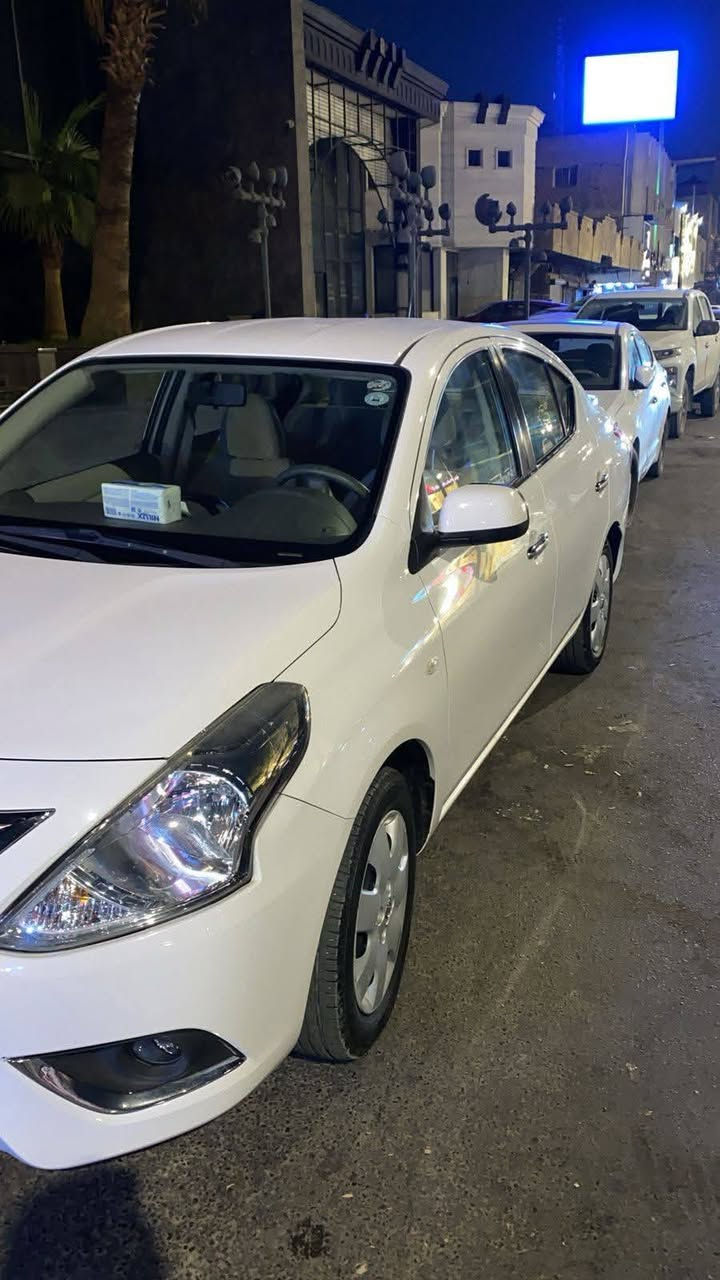 السلام عليكم بيع او مراوس السعر(115)
وانطي فرق عادي ادور عالية كوري

السلام عليكم نيسان صني موديل ٢٠٢٢ سيارة مكفولة عدة بارد ب جاملغ سيارة خير من الله كل نقص مابيها ومعتني اعتناء خاص بيها بليته زركة رقمها اربيل تحويل مباشر ماشية ٨٥ وسيارة كلش حلوة بلحقيقة مكاني بغداد الامين
السعر ١١٥ وبيها مجال لشراي شي بسيط
***********
