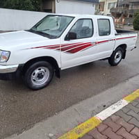 نيسان نافارا • دبل • ٢٠٠٢