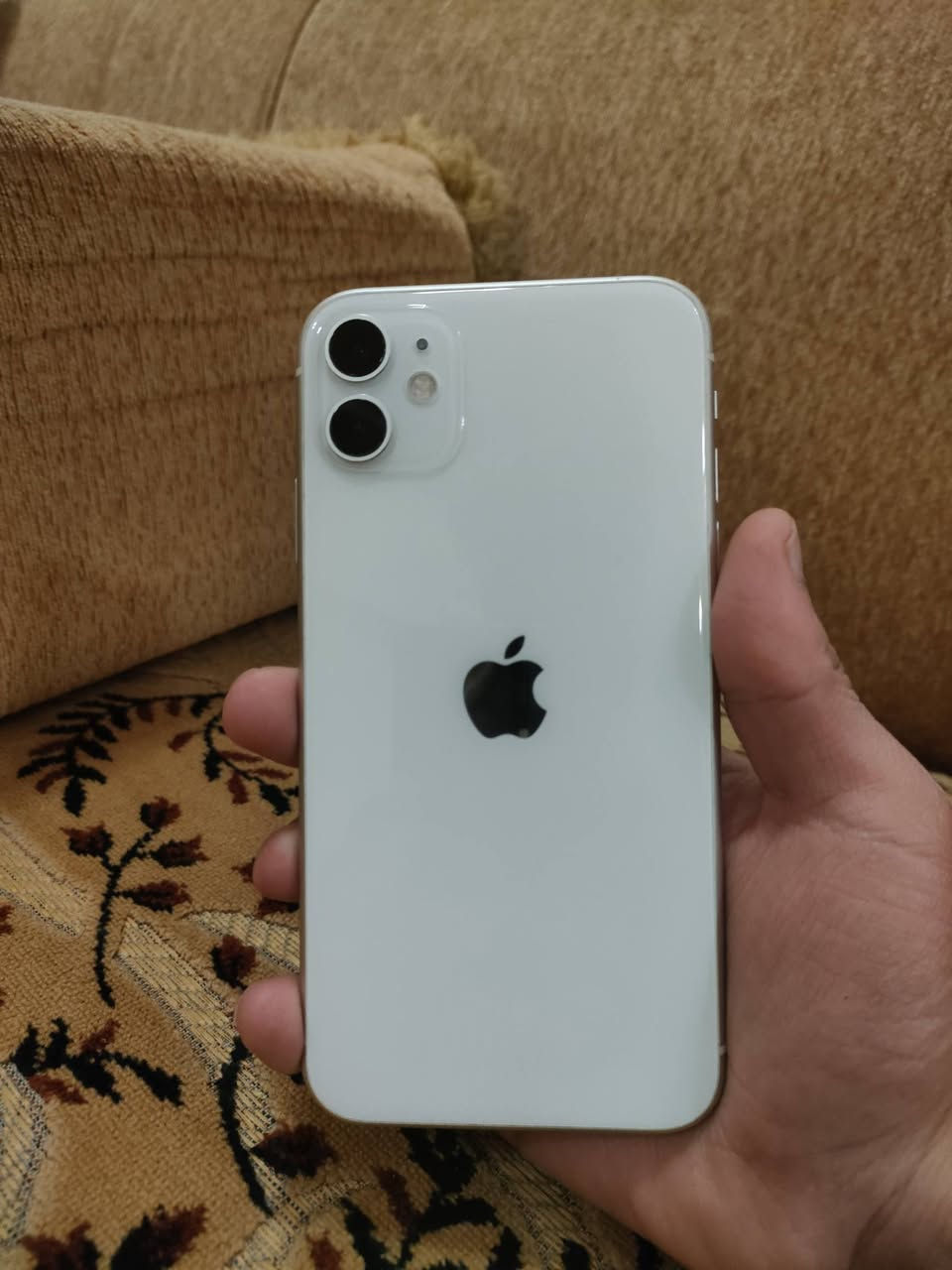 ايفون 11 عادي
اللون ابيض 
ذاكره 128
امريكي
بطاريه 78
الجهاز بعده بلادي وتر بروف
نضافه 100% شخط مابيه 
سعره 240 وبيه مجال قليل 
المكان:- الانبار _ الرمادي 
#ادمن


**إذا كنت صاحب هذا الإعلان وتريد حذفه لأي سبب، رجاءا أرسل رسالة إلى الدعم الفني**