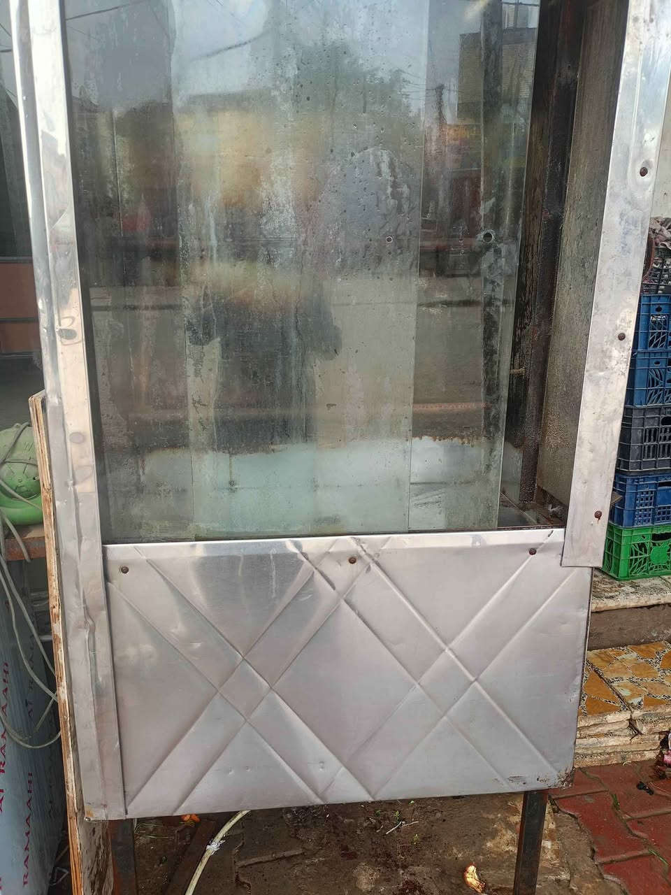 شواية دجاج جاهزة 
للاستفسار*********** Singapore
