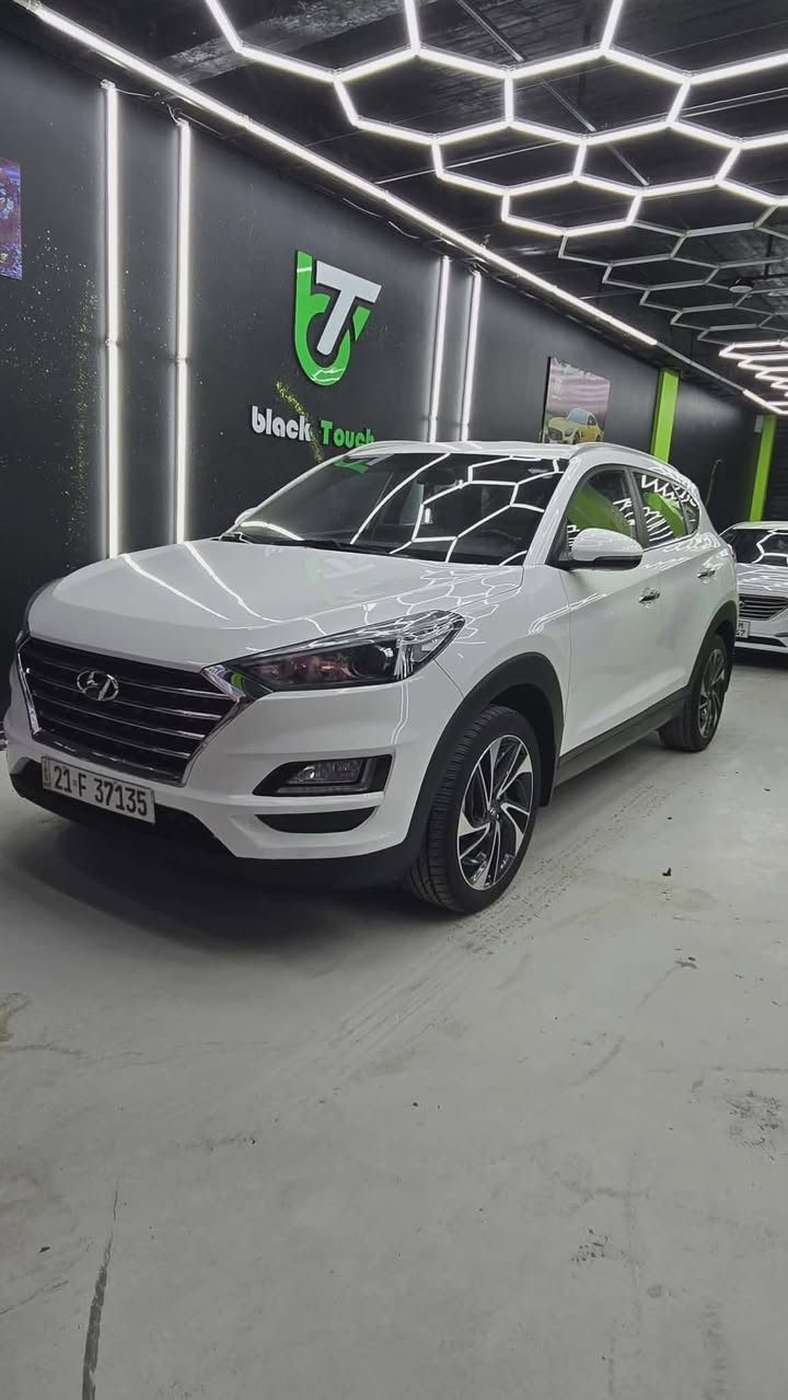 للبيع توسان مديل 2021 خليجي رقم سليمانيه مكفوله كفاله عامه من والضربه وتبديل المواصفات بيها صبغ ربع بنيد بصمه تشغيل عن بعد عدد 2 بصمه ابواب حساس امامي خلفي كراسي كهرباء تحكم استيرن مري شفط اشاير بل مري كامره خلفيه يدات ابواب استيل تبريد ثلج قطعتين ثلاجه بل جكمجه شاحن لاسلكي  اشاير ترحيب ويل كروم لد امامي سبير جديد ما مستخدم السياره فول عده البنرامه السياره جديده احله من الصور  وبل بالخير عل ياخذه  المكان الانبار الفلوجه الاسفسار ***********
