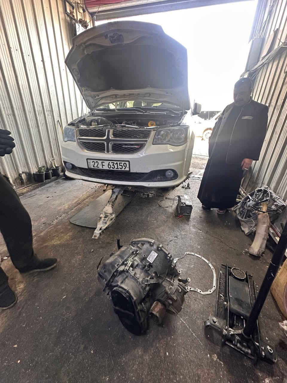 صباح الخير اخوتي تم وبعون الله تبديل محرك 3300 وتبديل كير كرفان 17 وتبديل داينمو وفيشةمروحه خدمات رضاوي الربيعي شارع الضلال قرب تقاطع معارض النهضه  ***********
