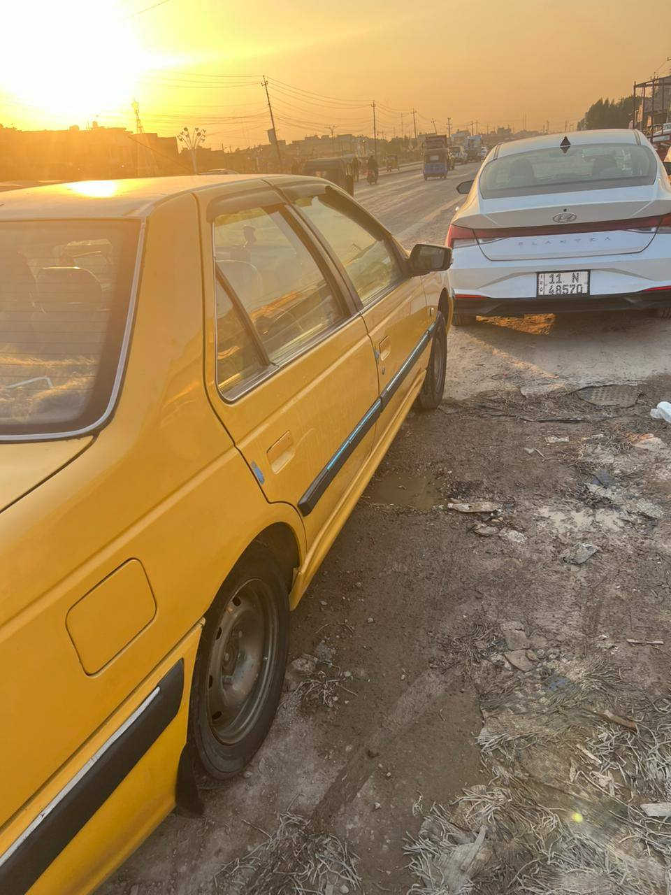 السلام عليكم
بيجو بارص 2017 
رقم ذي قار بسمي
سياره نضيفه 
بس محركها بي تبخير 
السعر 50 مكاني بغداد العبيدي
هاتف ***********
