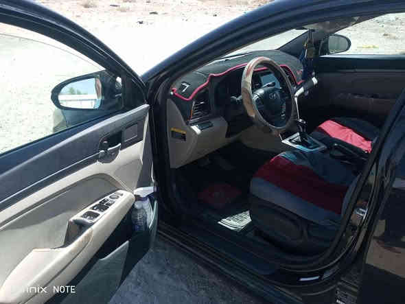 السلام عليكم من رخصة الادمن عند النترا  2017 وارد امريكي رقم اربيل جديد انكليزي حادثة بنيد مبدل وجاملغ بيع وامراوس حسب القناعه سبورت رياضي المحرك دوش تحكمات ستيرن من الجهتين تحول سبورت رياضي شاشه 
محرك 1800
متواجد خاص وهذني ارقامي الكورك الاثير وبي واتساب الاثير ***********
***********
