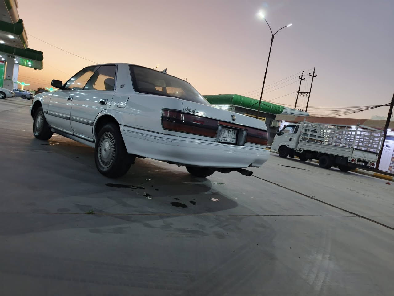 هارتوب موديل 1990رقم أنبار سياره حلوه دواخل جديده كير محرك شرط جديد سياره بدون أي حادث شواصي سليمه تحويل مباشر اتعهد لا كص ولا نقل جثه صدر أمامي خلفي جديد تخم تاير تبريد بس غاز فقط 
سعر 
41وبيه مجال مكان السياره صويرة ***********
