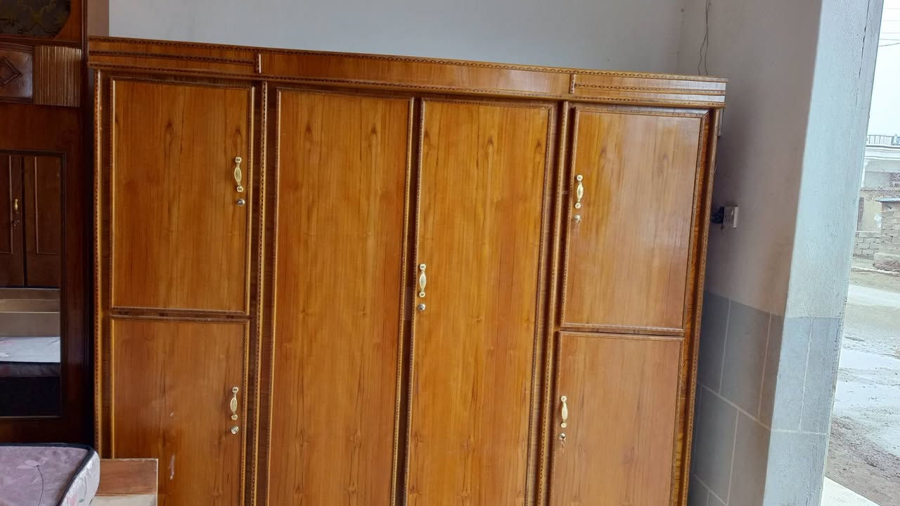 السلام عليكم اخوان يوجد كنتور ابو 4السعر275وبيه مجال الاستفسار عن الرقم ***********
