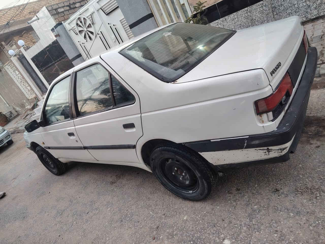 السلام عليكم بيجو روى ٢٠١٠ للبيع فقط سياره كامله مكمله تبريد كهربائيات كله شغال تخم تاير جديد مداور ثاني يوم عنواني نجف ***********

السعر 23 وبيها مجال
