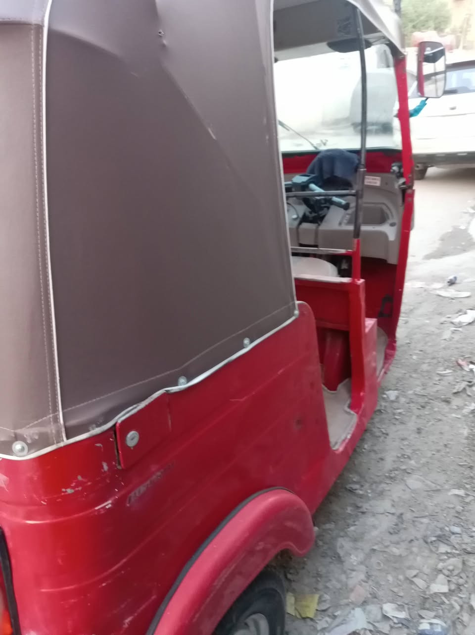 تكتك 18 رقم بغداد و سنوية بأسمي تجي تگلب و تقتنع يلا تاخذ مكينة اكسل كفالة كشر نضيف خياس مابيهة فقط دوس معمرة تكتك مال شغل و سعرهة معقول 4600و بيهة مجال للطيبين بياع شراي لا تتقربلي ولا تكسر بالسعر شراي خابرني و اشلعلك عيوني مكاني بغداد مدينة الصدر *********** متواجد اتصال و واتساب
