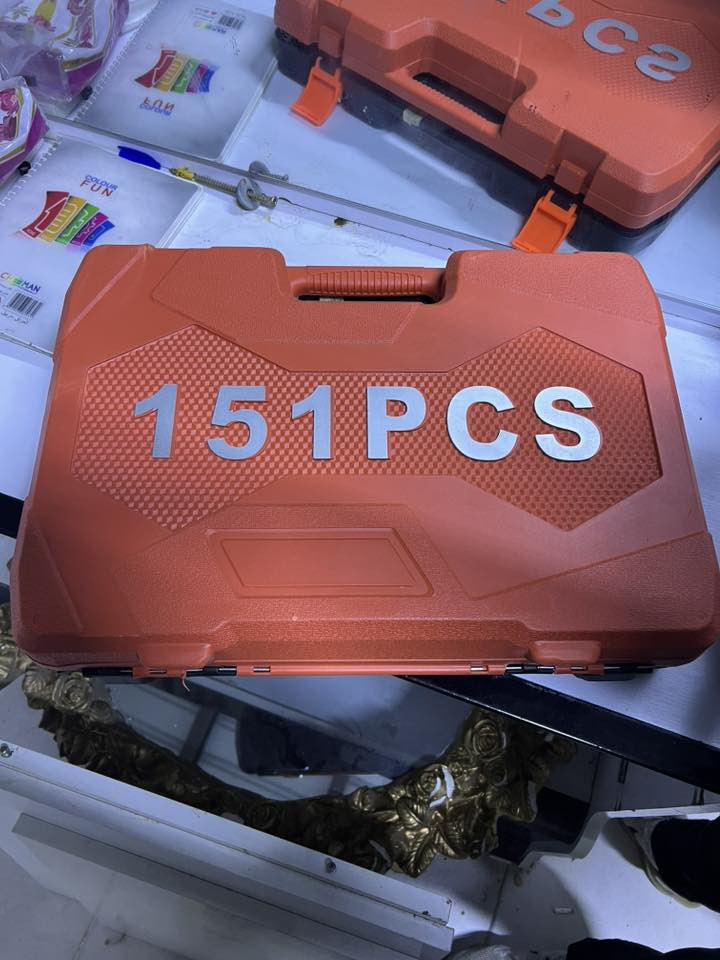 عده كامله لوك جديد 151PCS
ب 50 الف
***********
