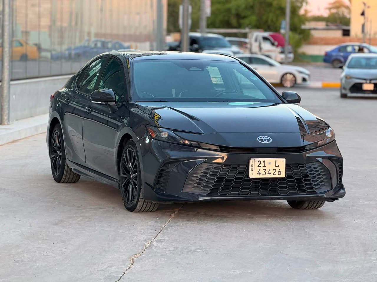 Toyota Camry 2025
تويوتا كامري ٢٠٢٥
الشكل الجديد كلياً / اللون مميز سمنتي

كلين بدون قطره صبغ 
ايرباكات سليمه 
رقم وسنويه جديده 
 

(مواصفات SE بلاك -رادار امامي و جانبي وخلفي )

مكينة ٤سلندر حجم ٢.٥لتر

بانزين و هايبرد- HEV🔋

ماشية 42 ميل

وارد امريكي كلين بدون قطره صبغ   

السيارة كلش حلوة و نظيفة 

سونر مرفق  مع الصور

رقم  سليمانية

مكفولة من كير و محرك و كهربائيات

مكان السيارة ديالى - خانقين - معرض الحاج اركان ويس 

 للاستفسار / ***********
