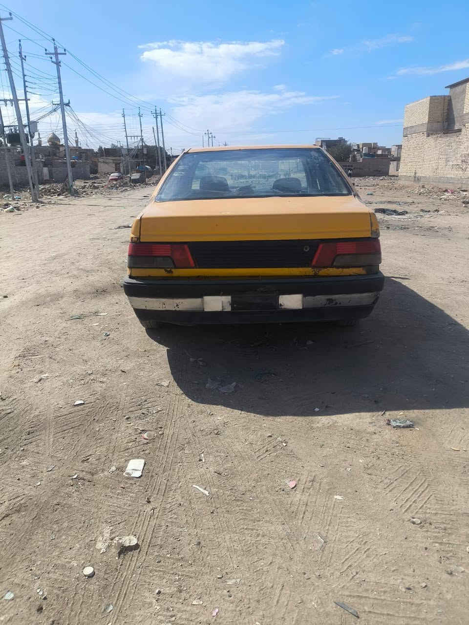 سلام عليكم بيجو للبيع موديل ١٠ سياره جاهزه مكينه كير تبريد كله شغاله سعر ١٠ مكان نجف شارع المطار القديم مكلف بنشر ***********
