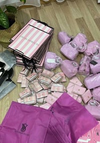 حقائب نسائية • جودة عالية • مقاس كبير ووسط