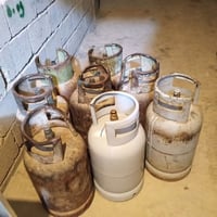 قناني غاز • اسطوانات غاز • قناني غاز للبيع • غاز • اسطوانة غاز