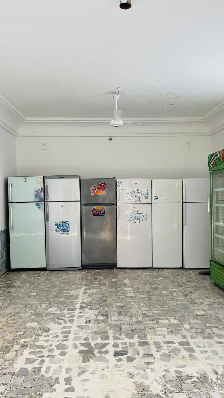 وصلتنا وجبة غراض جديده (مستخدم) ثلاجات كل الاحجام
مجمدات حجم ١٤ +١٦ 
عارضة محل نضافه فول تركيه حجم ٢٤
مبردات حجم ٢.٥
مبردات حجم ٤.٥
مبرادات حجم ٦.٥
شرط كله بي ضمان وع الفحص
التواصل  ***********
العنوان الرمانه البوعبيد
