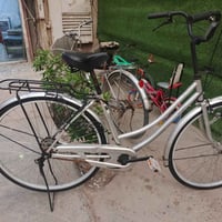 بايسكل بناتي جديد استعمال بسيط نضيف جداً بريكات شغاله مابي اي نقص حجم ...