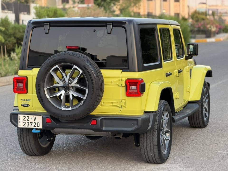 ياالله

السلام عليكم جيب رانكلر صحاري 4Xe 2024  وارد امريكي

Jeep Wrangler  4Xe 2024 2.0L 4 

حجم المكينه : 2000 تيربو + هايبرد + هجين شحن منزلي
المسافه المقطوعه : 9 الف ميل       
الضرر : صبغ حافة البنيد من الجهه اليمنه  موضح بالصور
                   الايرباك : دركه + برده. راجع سستم  

#المواصفات 
1.قماره تتفصخ صير كشف
2.بصمه 
3.لوكير
4.كشافات عدسه
6.شحن خارجي
7.هيتر بالاستيرن 
8. شاشه
9.هيترات بالكشنات
10.تشغيل عن بعد
11.كشنات جلد
12هيترات بالكشنات
13. دمام خلفي
14.كامرا 
15.رادرات 360
16.رادار امامي
17.حساسات خلفيه
18.بصمات عدد 2

#السعر  : الطلب في التعليقات سيأتي اليك مباشرة 

تفاصيل اكثر هذا رقمي *********** تحياتي 

مكان السياره اربيل
