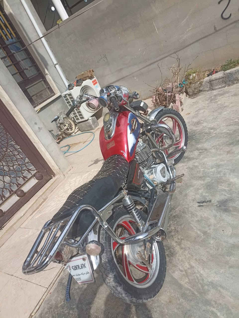 سلام عليكم ورحمه دراجه للبيع 2018الدراجه نضيفه لوك وياله،  لوك فقط بيه صرف بدايه كهربائيات كامله دسكات جدد لايتات بومه درع الدراجه كامله اعيد أو اكرر بيه بدايه صرف عنوان حويجه داخل السعر 375ببه مجال


**إذا كنت صاحب هذا الإعلان وتريد حذفه لأي سبب، رجاءا أرسل رسالة إلى الدعم الفني**