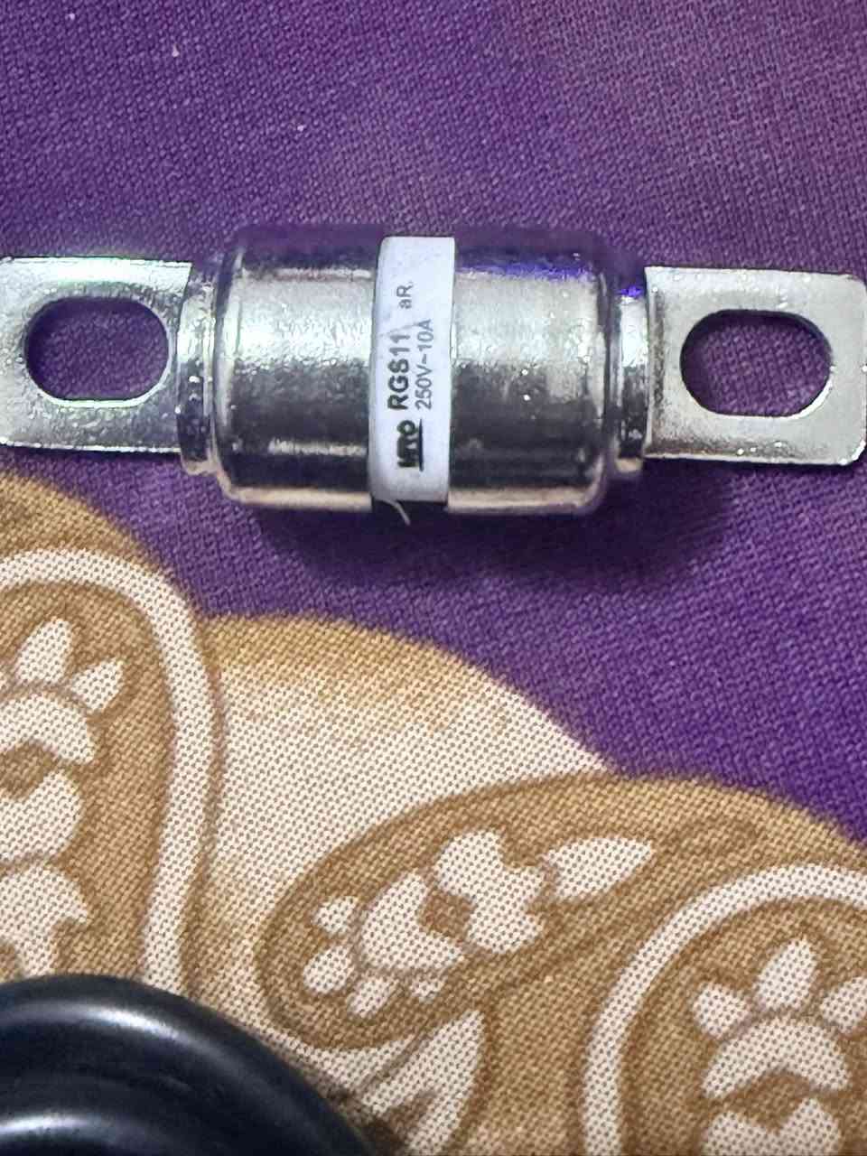 قطع تخص الكهرباء بهاذ الشكل الي تفيده يتفضل خاص


**إذا كنت صاحب هذا الإعلان وتريد حذفه لأي سبب، رجاءا أرسل رسالة إلى الدعم الفني**