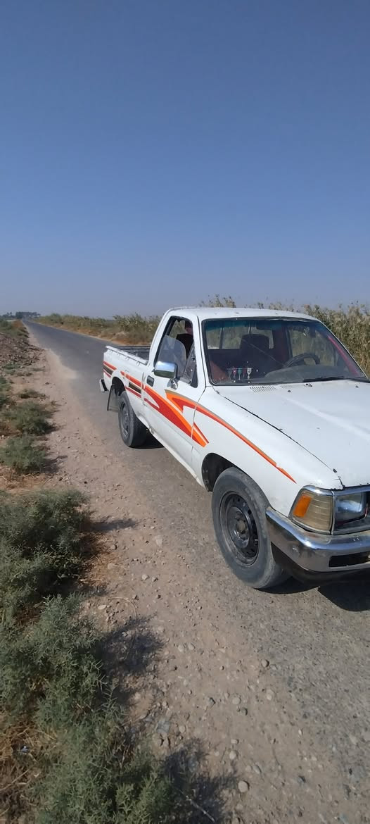 موديل 1995 مصبوغه عام مكلوبة
السعر 38 وبيها مجال
مكاني بعقوبة
***********
