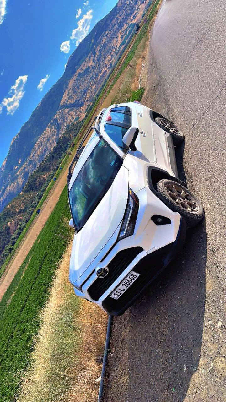 السلام عليكم
راف فور 2023 هايبرد
فئة woodland الجبلية 
ماشي ٤٠ كيلو 
حادث بسيط فقط دعامية امامية
بدون لغد ودواخل شرط كلشي بلادي
شاشة كبيرة الحديثة
مكان السيارة شارع فلسطين 
***********
