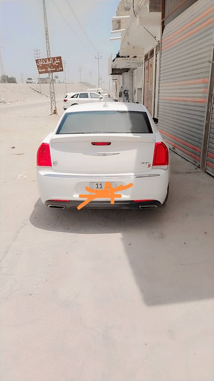 يا الله اوباما 15مرمز 22 رقم بغداد باسمي السياره كفاله بيها فقط كلير بامريكا سياره جديده مابيها اي نقص السعر 190 وبيها مجال ***********
