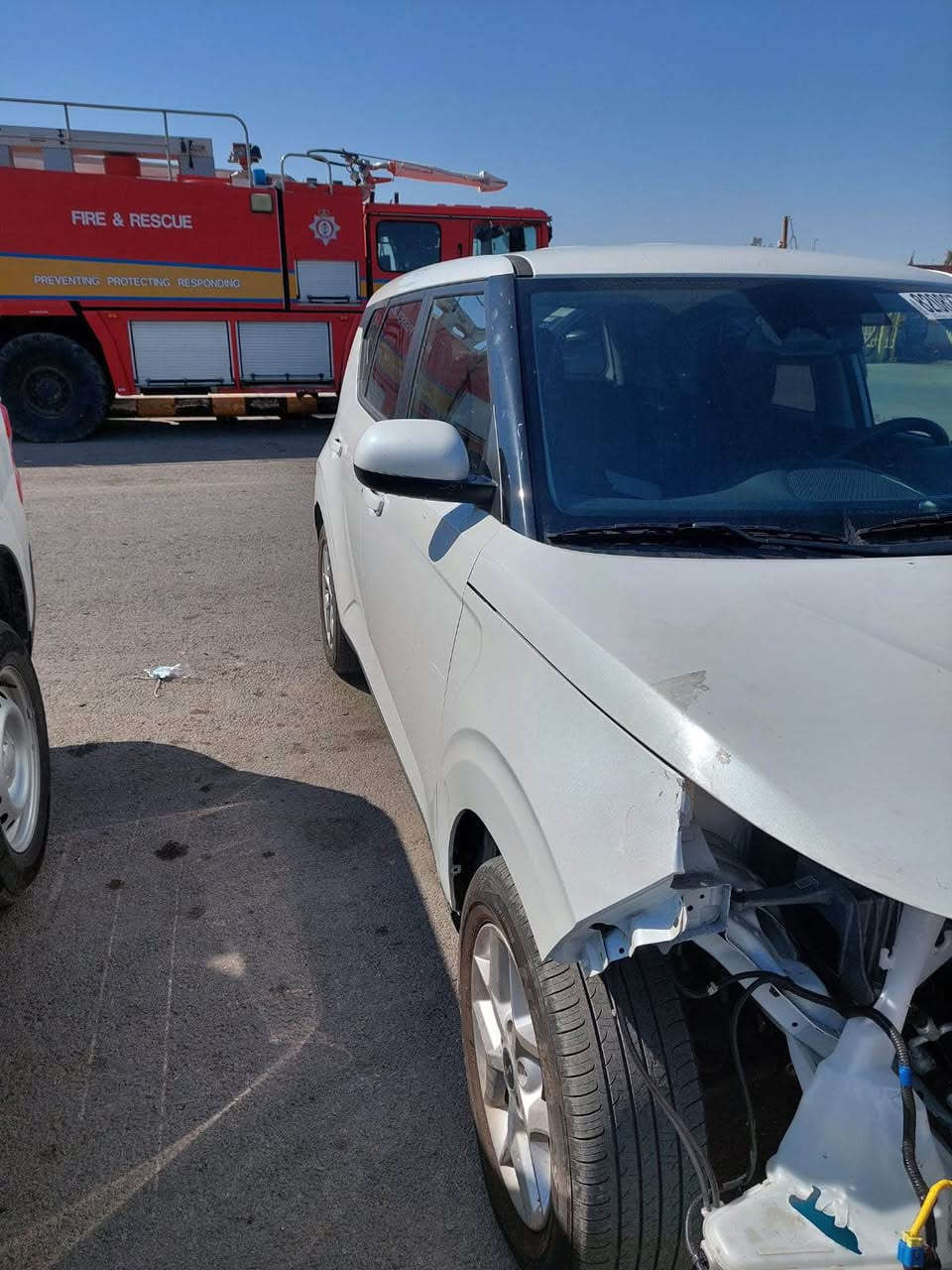 السلام عليكم للبيع كيا صول موديل 2024 وارد أمريكي لون ابيض محرك 2000 دوش ماشيه 24 ألف حادثها كما موضح بل صور فقط مقدمه لبنيد لسياره كامله غراضها يرادلها فقط بدنه ودعاميه باقي لغراض كامله السياره فول عده الفتحه مكان السياره الاردن المنطقه الحره ترهم حره وشهداء *********** بغداد, العراق
