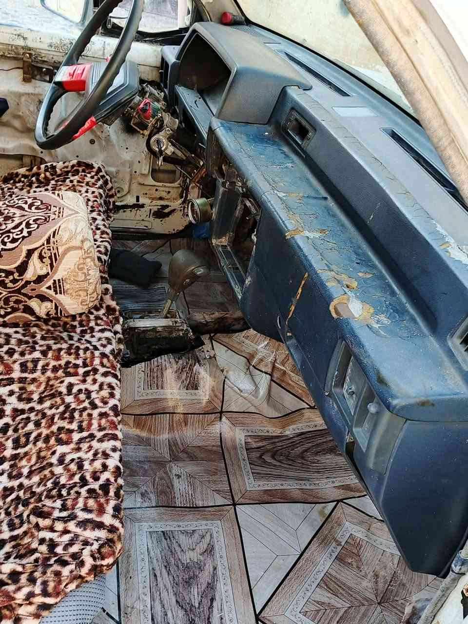 سلام عليكم بيكم مسيبوشي موديل 93 كير ومحرك ونجي ياباني رقم بغداد السعر 20 بيه مجال مكان ناصريه سوق شيوخ رقم الهاتف ***********
