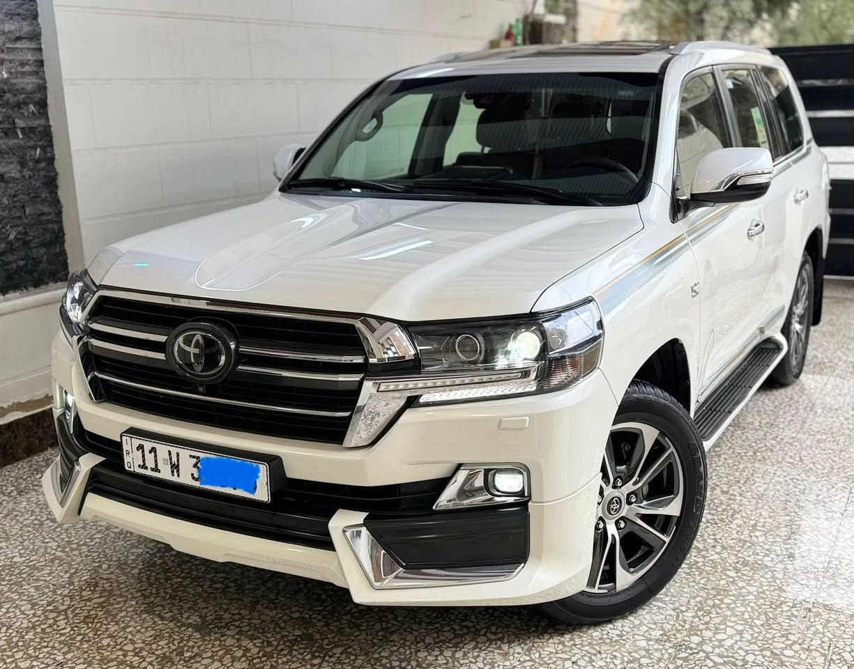 م
‎
اللهم صلي على محمد وآل محمد 

تيوتا لاندكروز 
2020 ( لكزس V.X.S )
‎ماشآءالله  شرط ماكو هيج نضافطها
‎جكات
‎محرك (5.700) ليكزز
‎‏‎ماشييه 59 كم حقيقي
‎‏‎لاندكروز VX.S 
موديل.موديل 2020 اخذته بسنته زيرو. على ايدي السياره 
فول مواصفات 

السيارة مواصفات اللكزس 
‎جوبلس تصعد وتنزل شاحن لاسلكي ‎‏‎-نضام ترحيب عند الاقتراب
 دبل ماوس 
شاشة تحكم لكزس ‎‏‎- شاشات عدد 3 ‎
تشغيل عن بعد ‎
كراسي كهرباء مكينة V8 /5.7 زراك لايت
‎‏5 بصمة ابواب سيستم صوت لكزس ستيرن صاج  
‎فور ويل
‎‏‎حساسات امامي خلفي  نضام ايكو تقليل صرفي 
ثلاجة 
‎‏‎مواصفات VX.S معروفة ما يحتاج اذكر لبقية 
مكفولة كفالة عامة 
سيارة حيل نظيفة كلشي عل بلاد لوك
سنوية جديد مجدده 2031 وهزه ورقم انكليزي 
باسمي السنوية بشرط تحويل 
سيارة مابيـها دينار مصرف كامل من كل نواحي
 
اتصل على رقم 

‭0776 390 8578‬

‎‏‎
