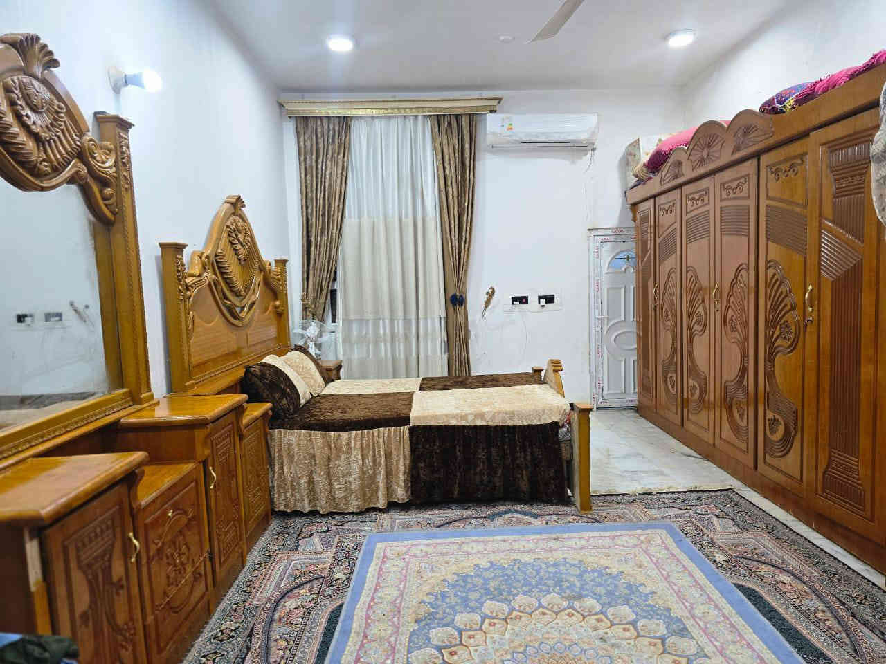 غرفة نوم خشب تزكام فول نظافة ومواصفات المكان الشطرة ***********
