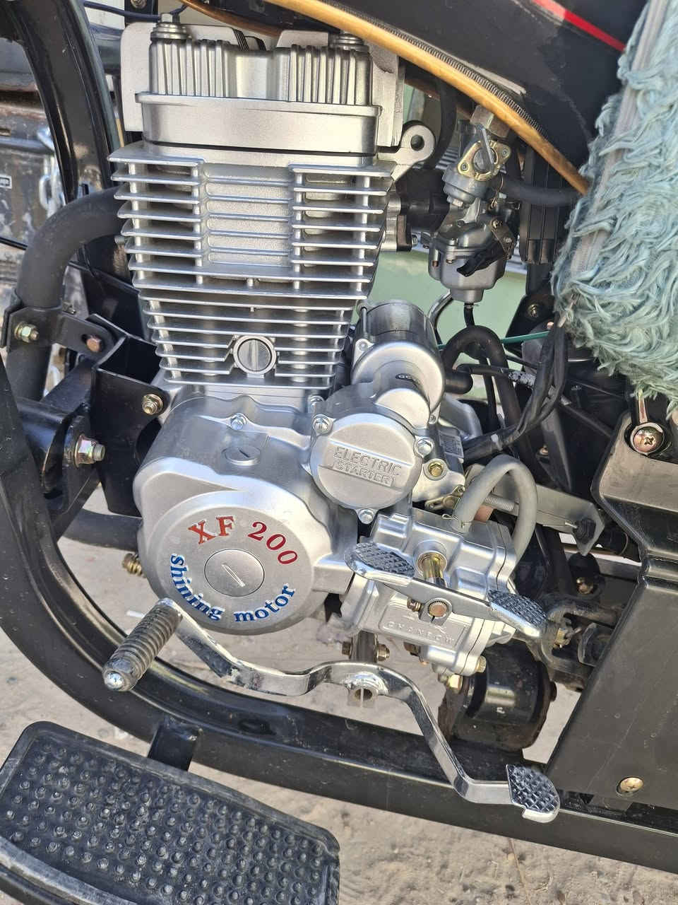 السلام عليكم
ستوته للبيع النجف الاشرف شارع الصب مقابل قريه الغدير 
موديل ٢٣ طالعه  من الوكيل قبل رمضان بيومين  رقم انكليزي بسمي
السعر 3 ملايين و800 وبيها  
للاستفسار اتصل ***********
