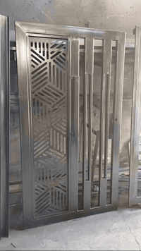 تنفيذ باب خارجي في منطقه كمب ساره 👍👍
حديد تركي 3ملم 
حسب طلب الزبون 
معمل المهندسين👊👊
لكافه اعمال الحداده 👍👍
العنوان 📌📌
بغداد .. شيخ عمر .. الشارع الاول 
للاستفسار مراسله الصفحه او اتصل على الرقم ***********
